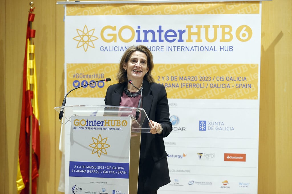 la-ministra-teresa-ribera-participa-en-la-inauguracin-del-galician--offshore-internationalhub-sobre-elica-marina-en-ferrol-_5276 (2)